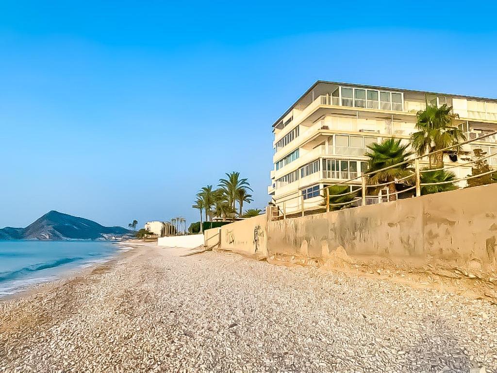 Apartamento Primera Linea Con Acceso Privado A La Playa Алтеа Екстериор снимка